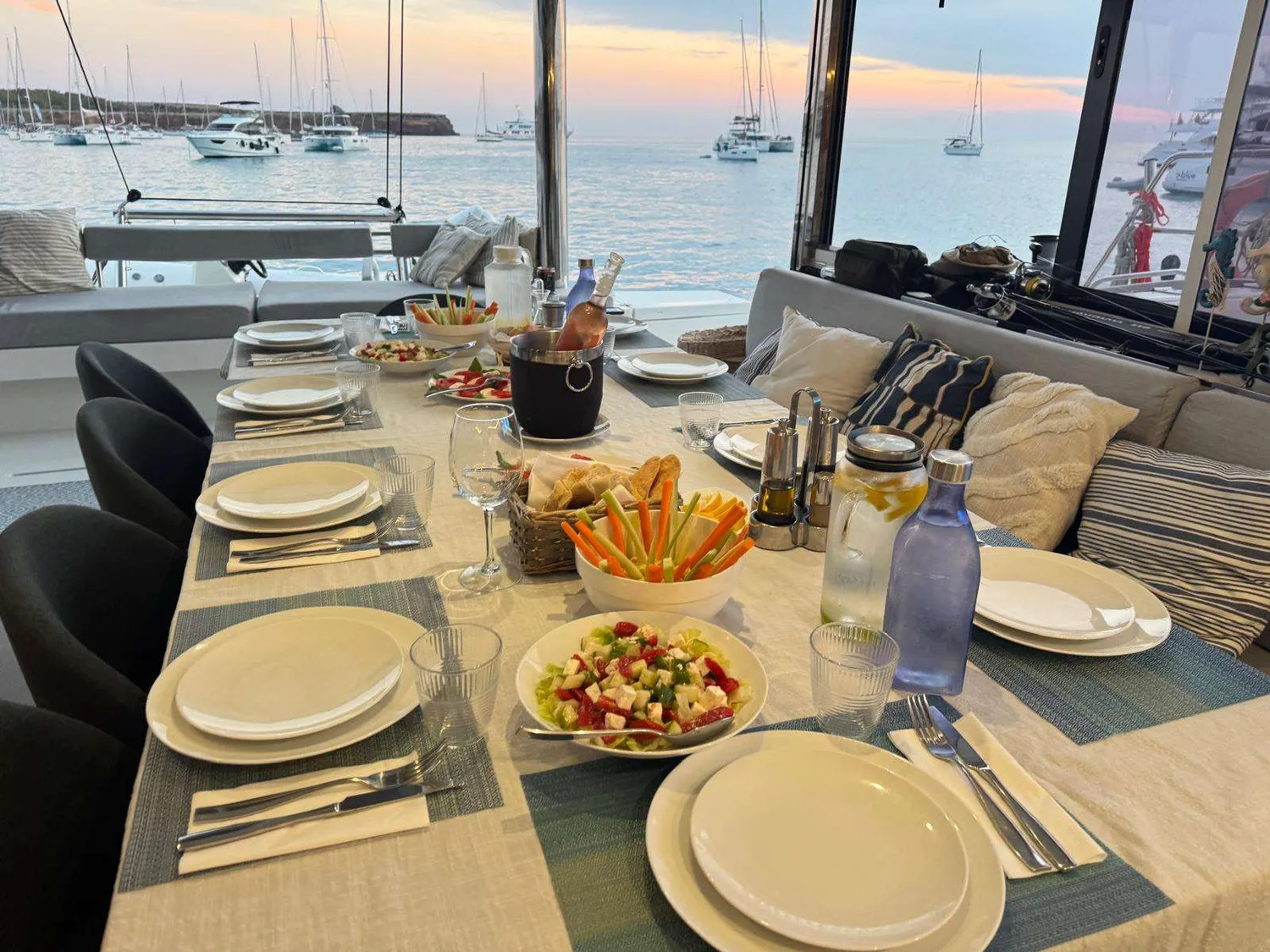 yacht-560947