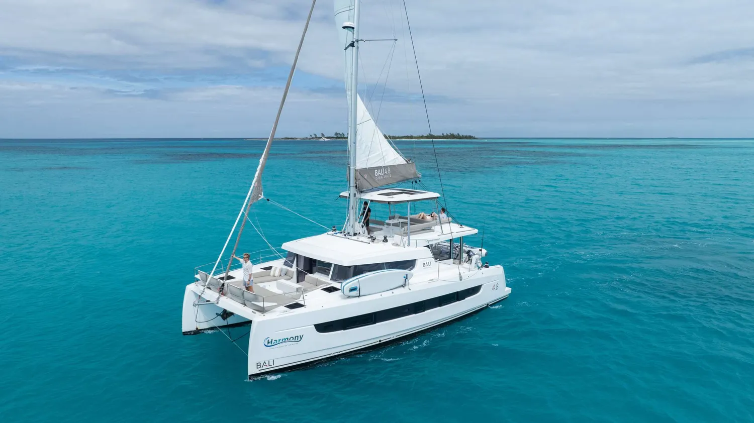 yacht-572937