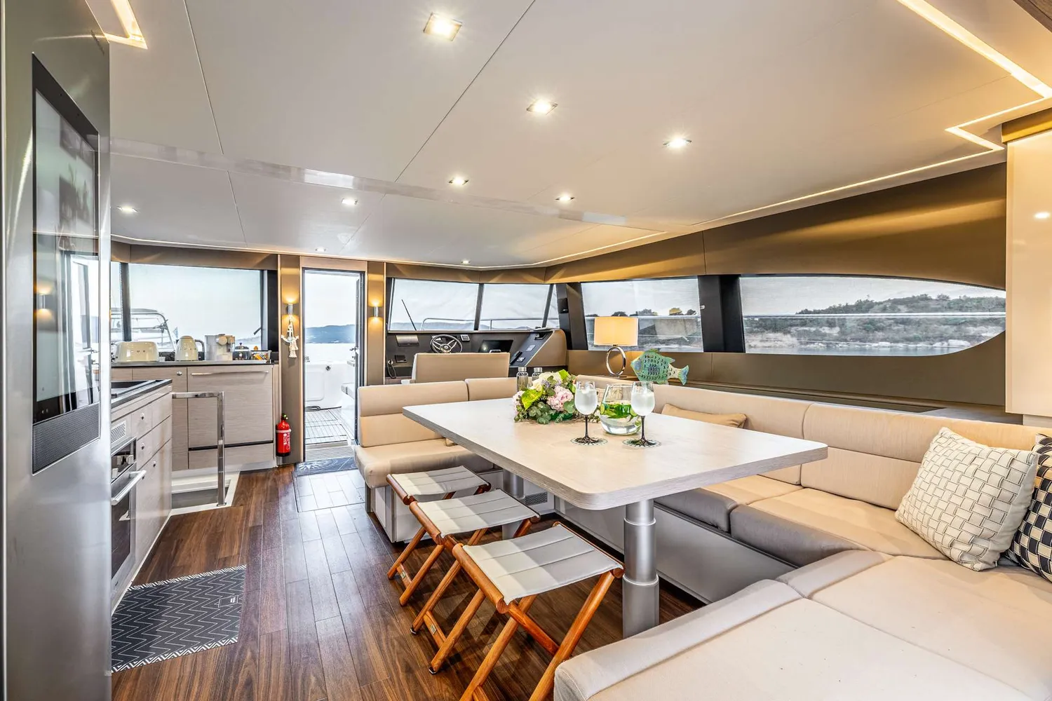 yacht-599271