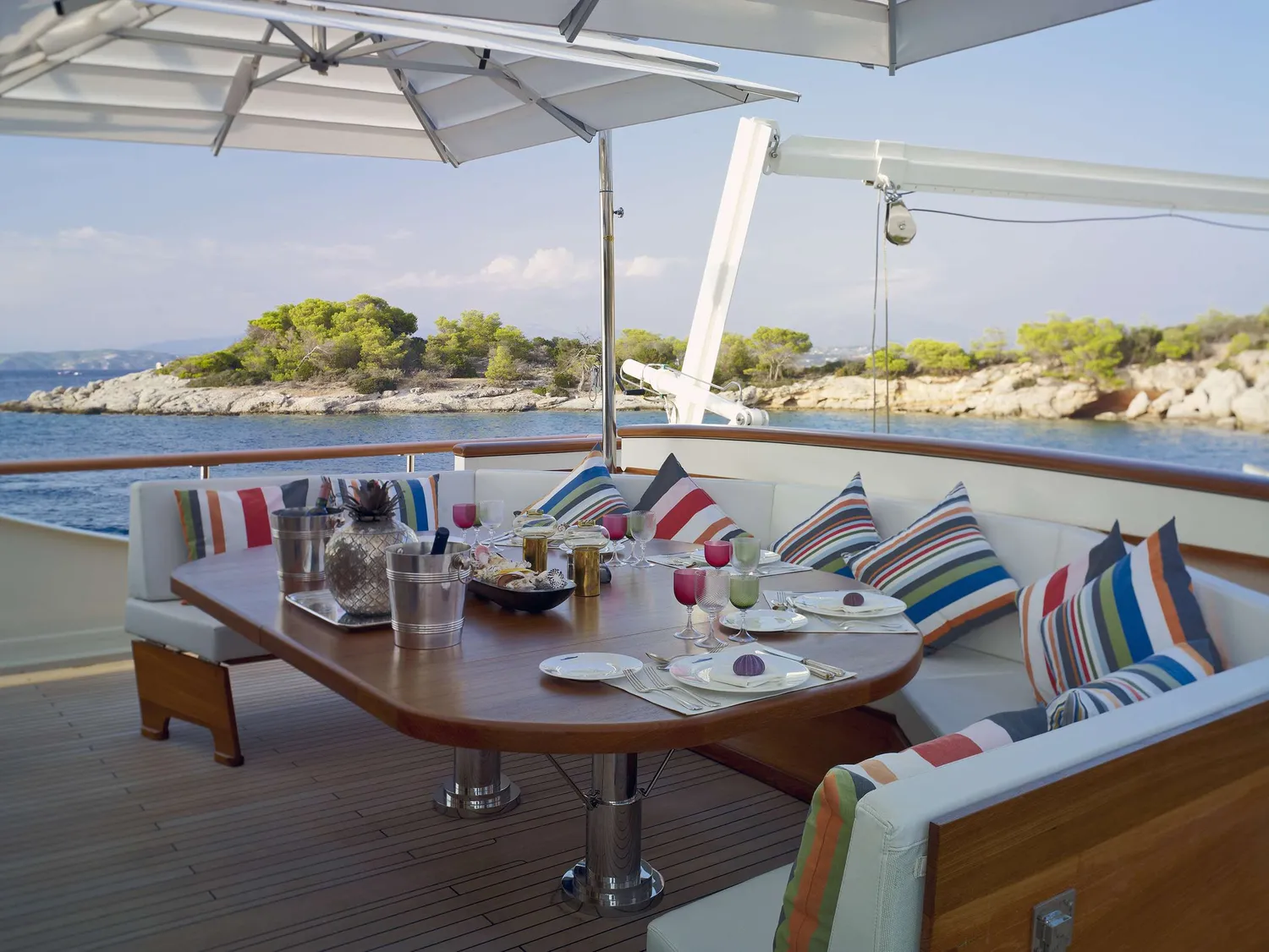 yacht-560767
