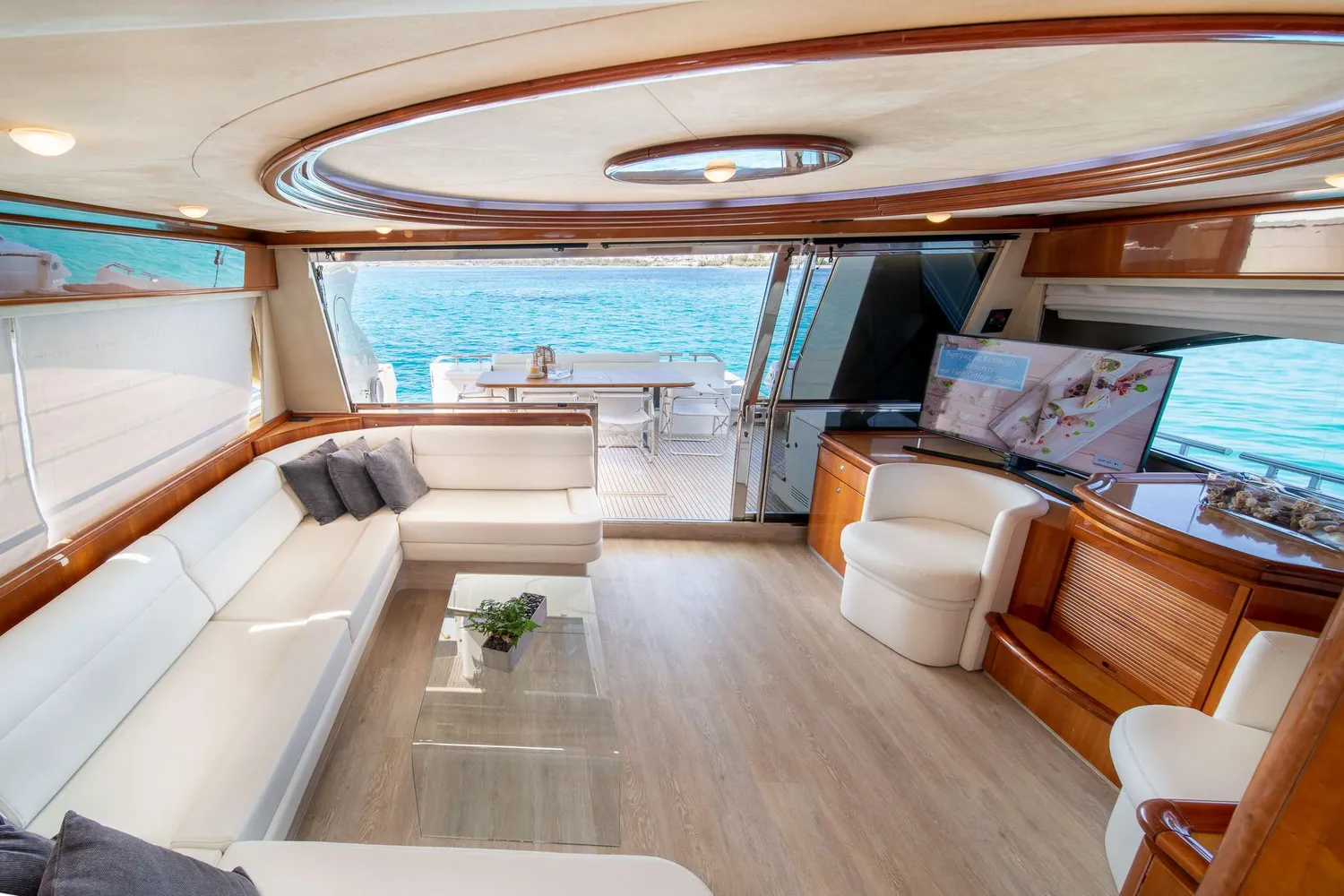 yacht-583976