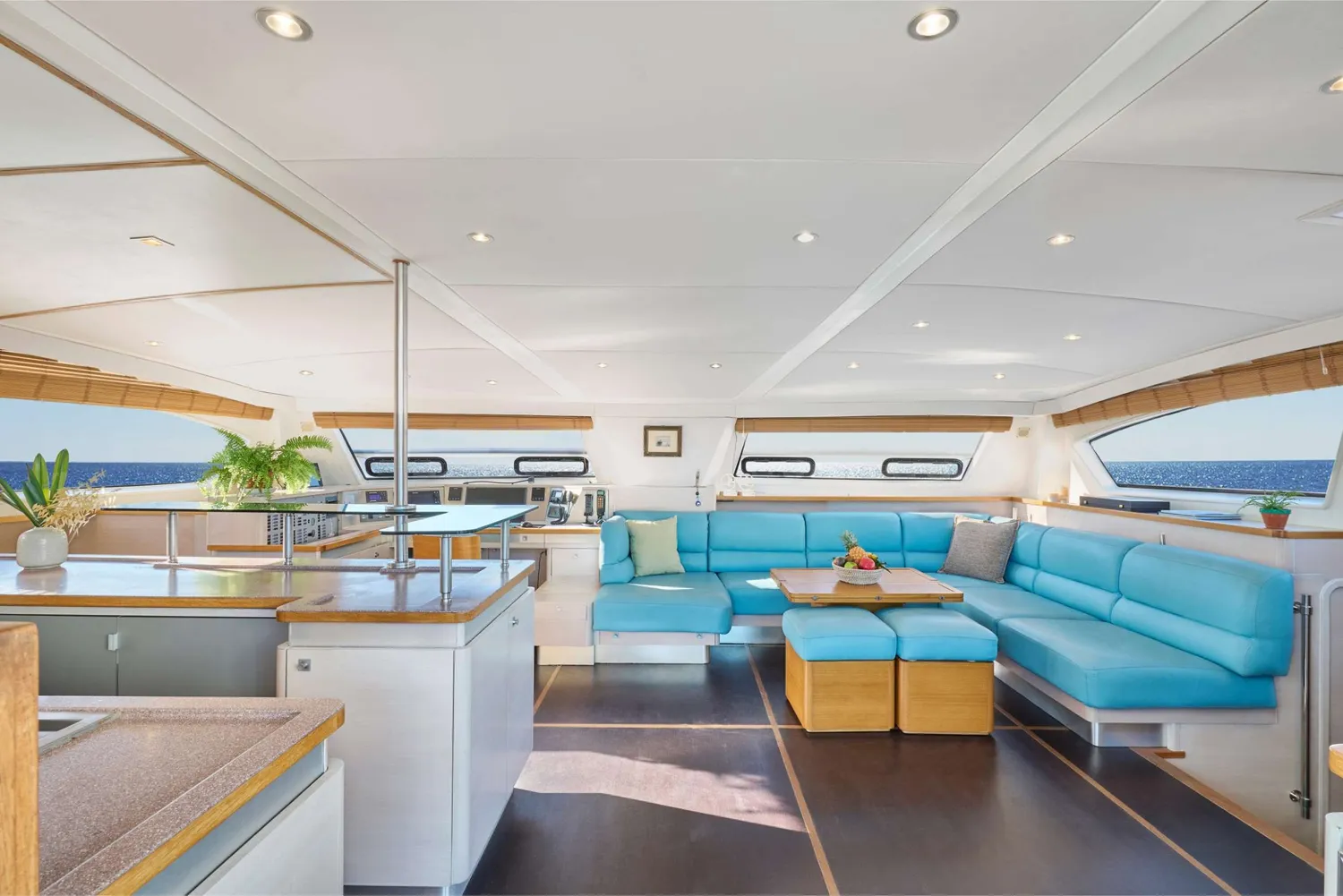 yacht-576473