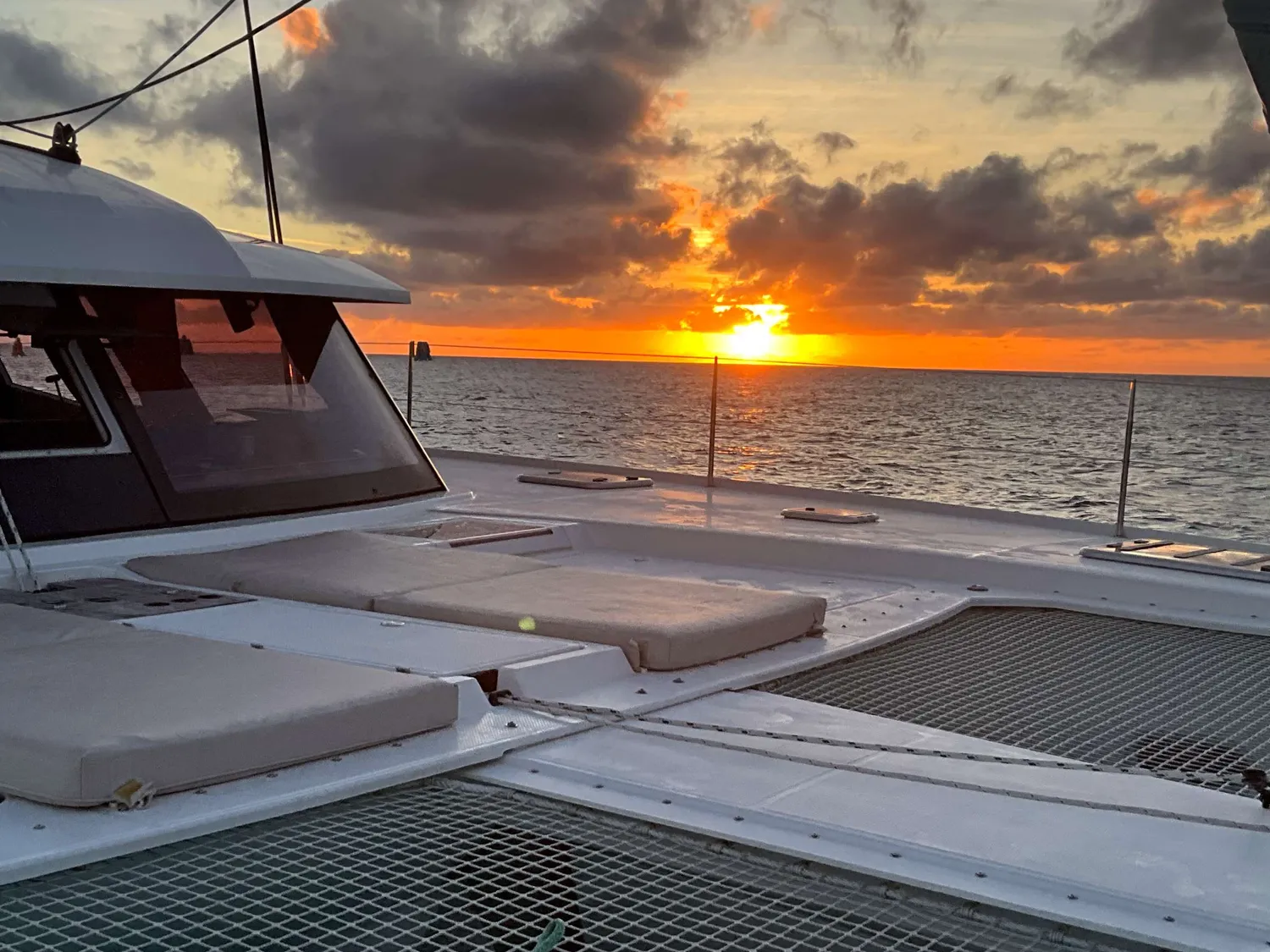 yacht-576439