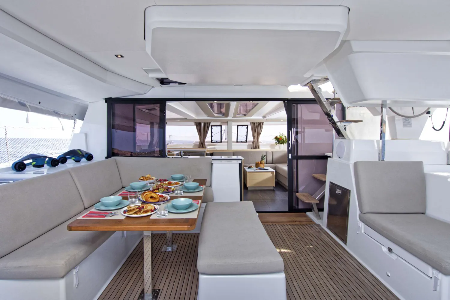 yacht-569091
