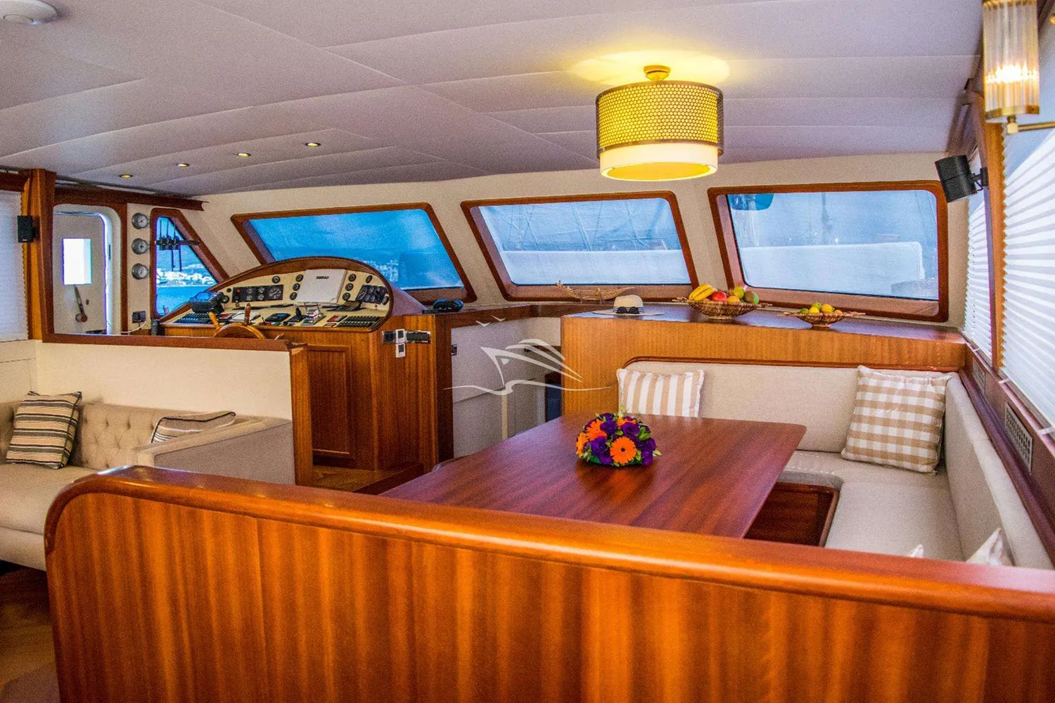 yacht-591771