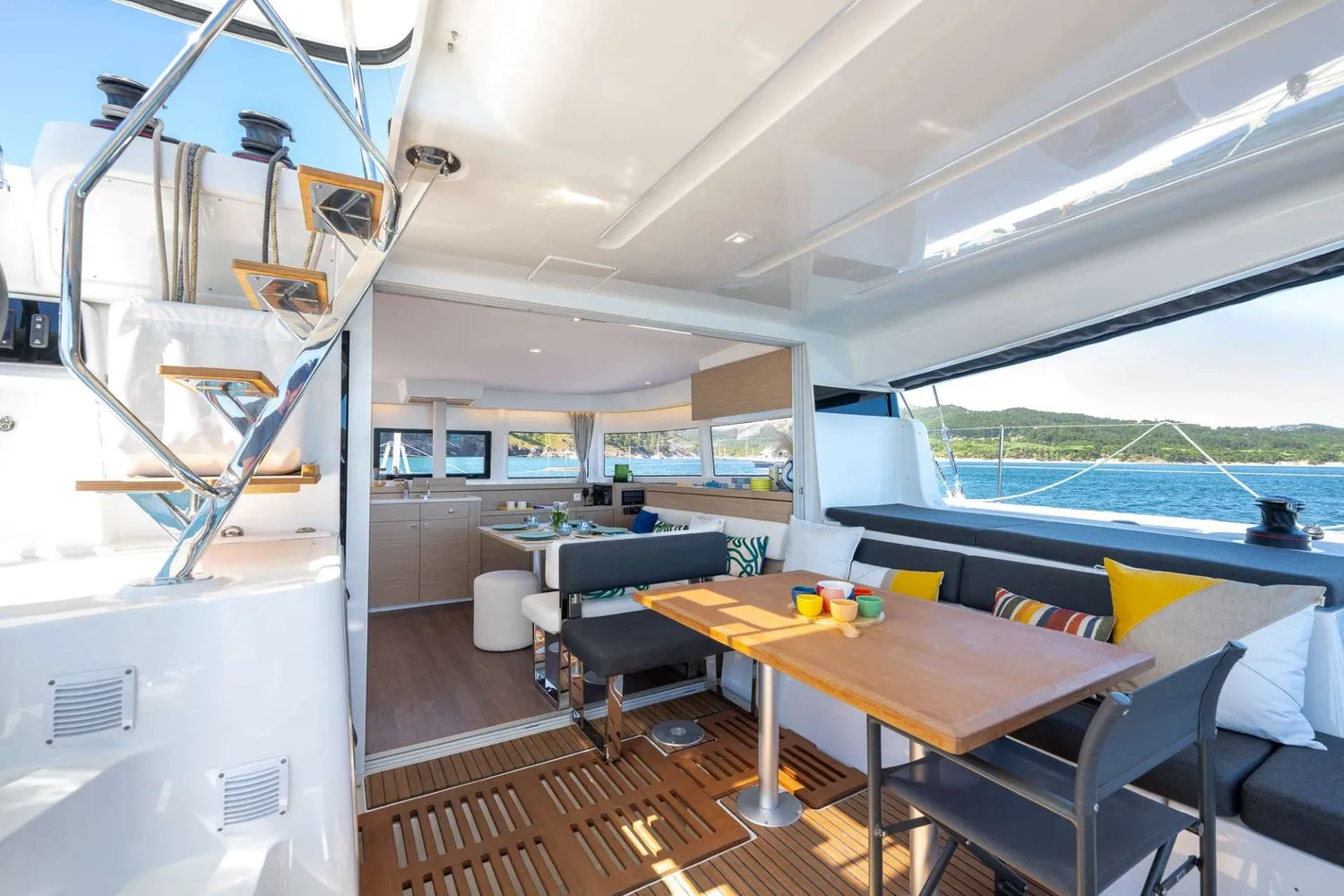 yacht-589743