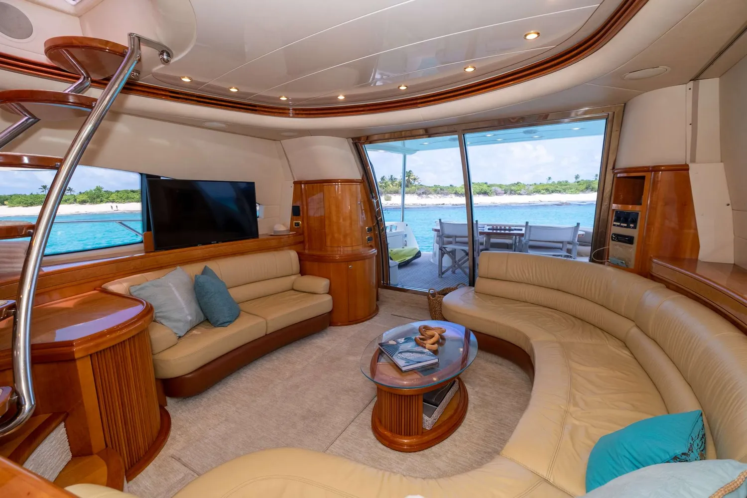 yacht-574939