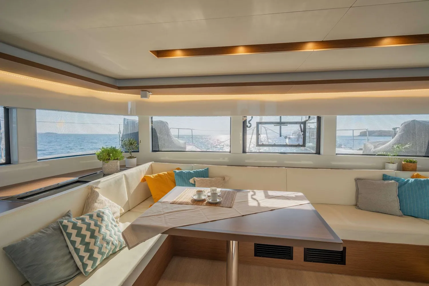 yacht-582479