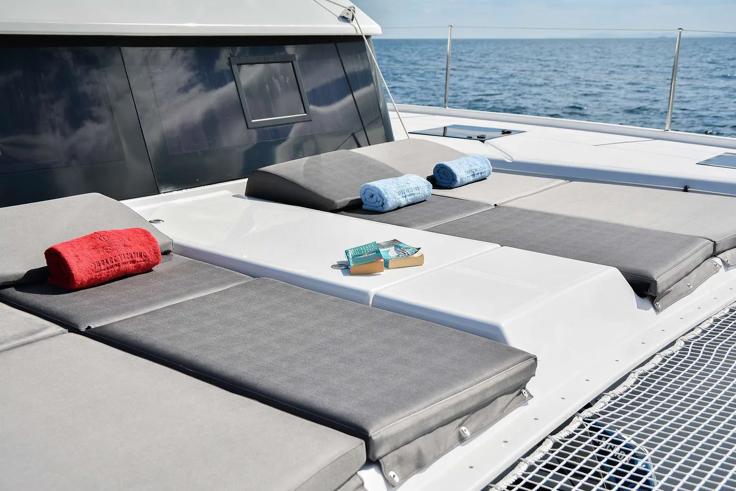 yacht-583965