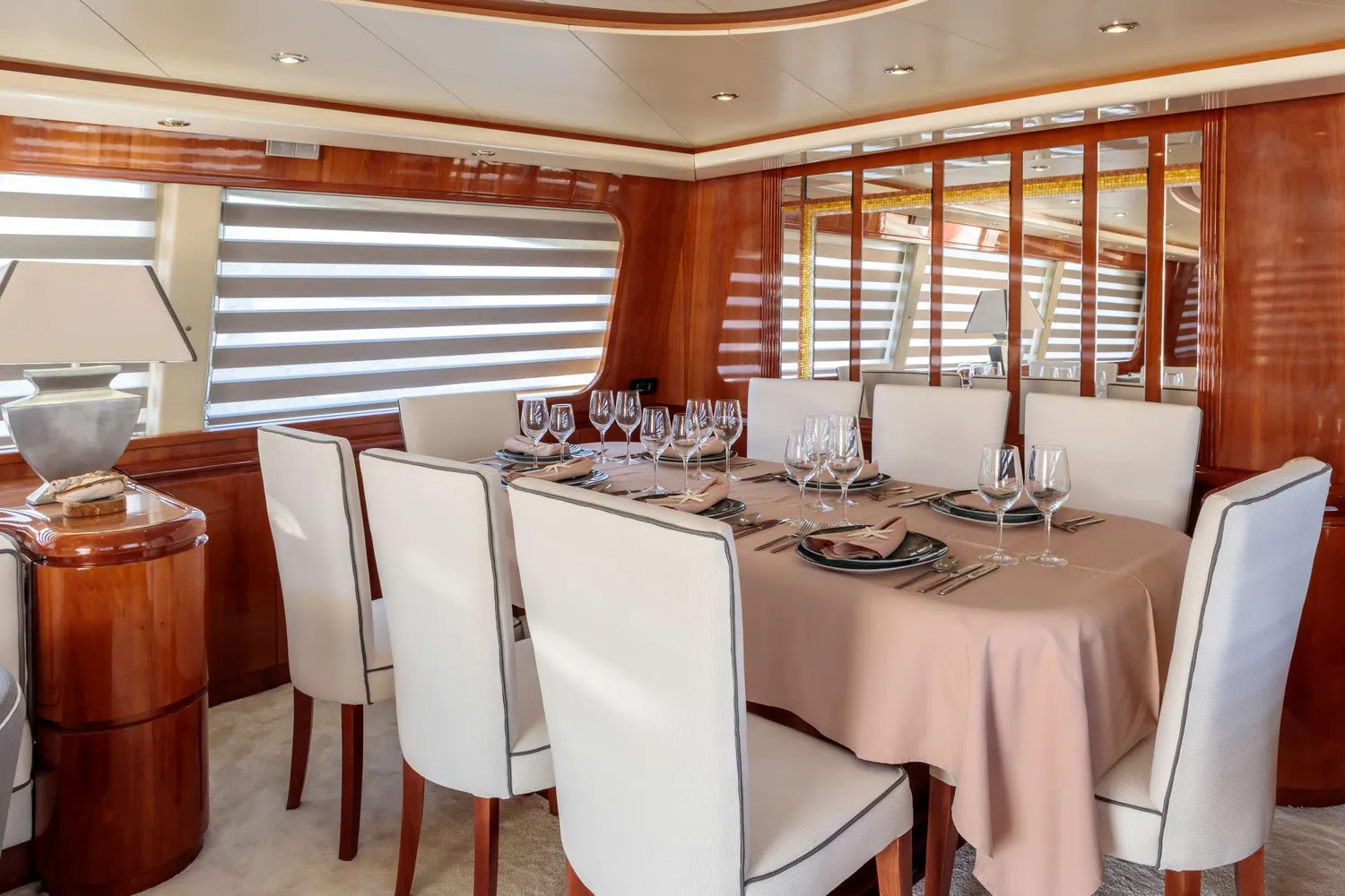 yacht-562036