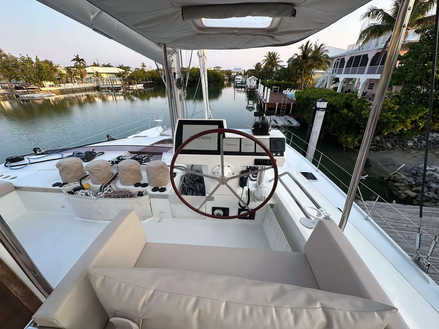 yacht-576460