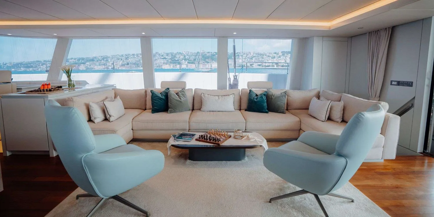 yacht-569316