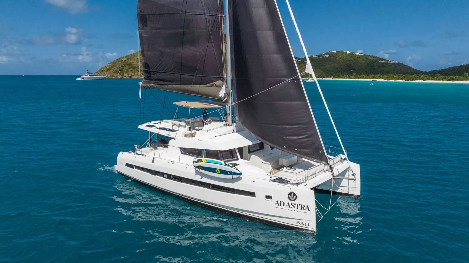 yacht-596098