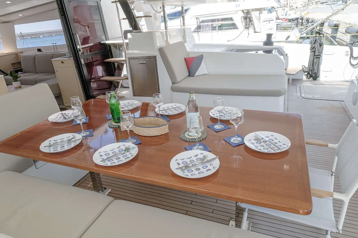 yacht-559952