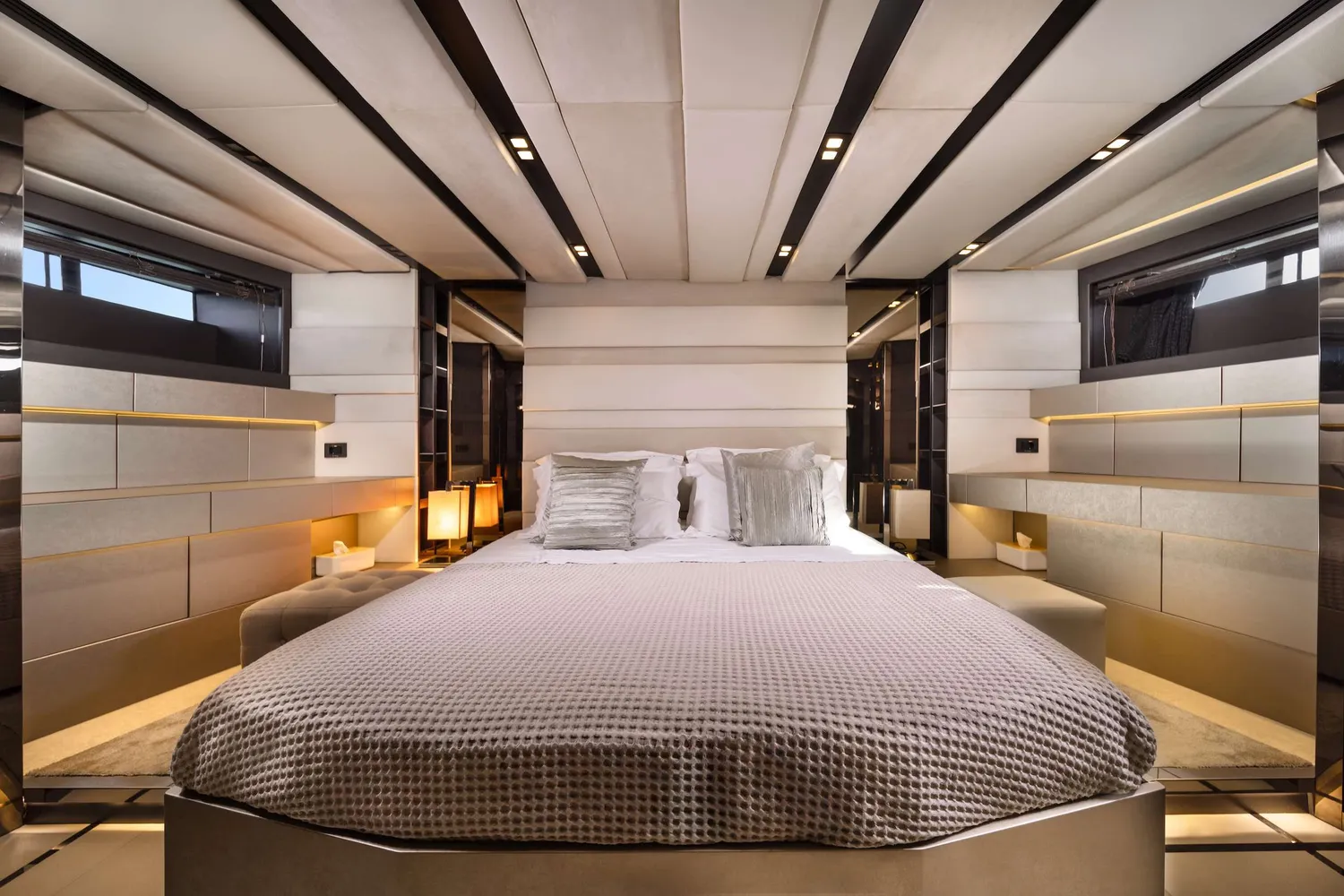 yacht-595603