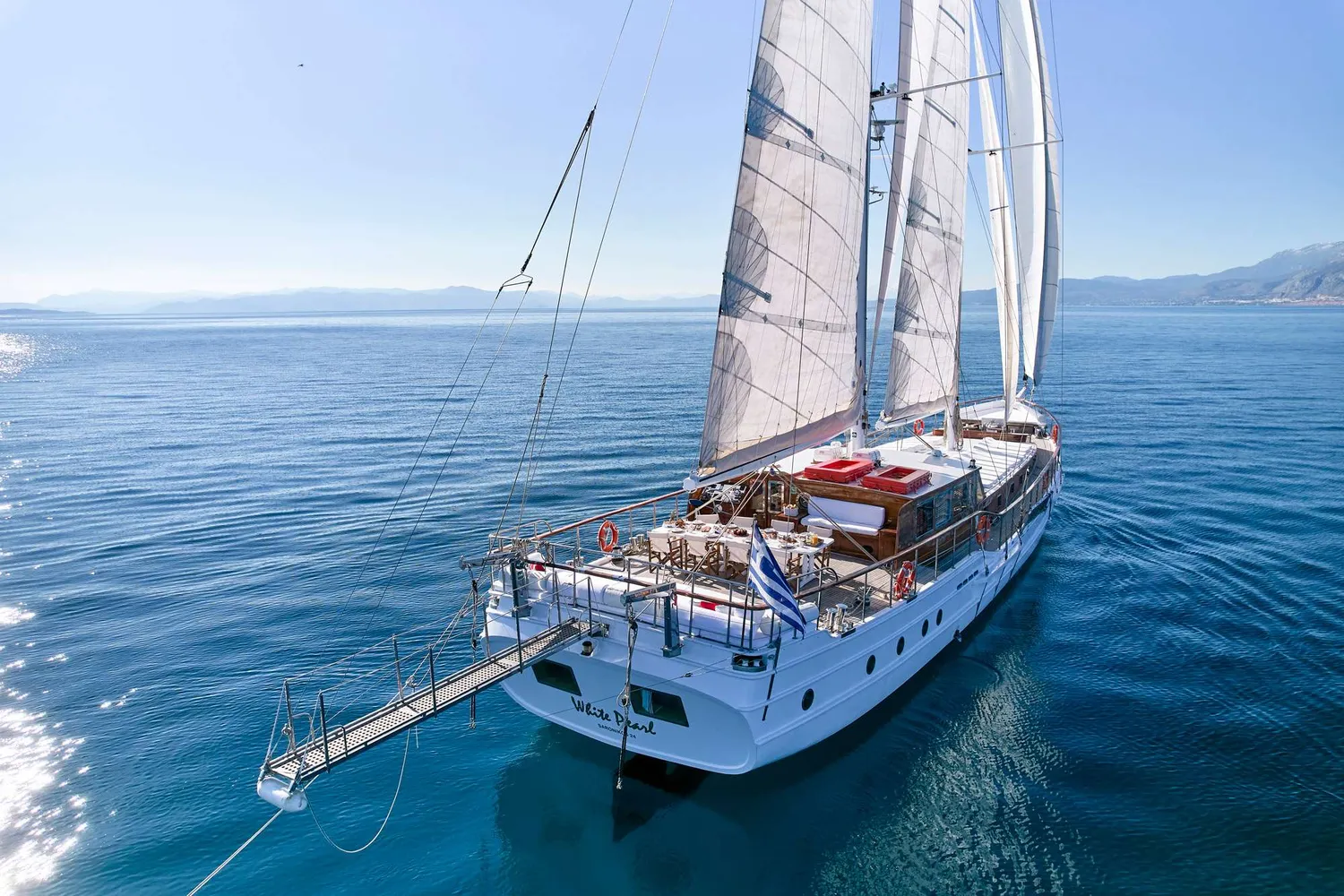 yacht-589597
