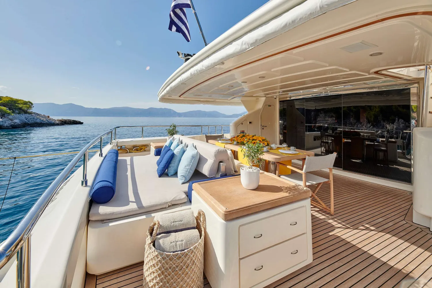 yacht-579382