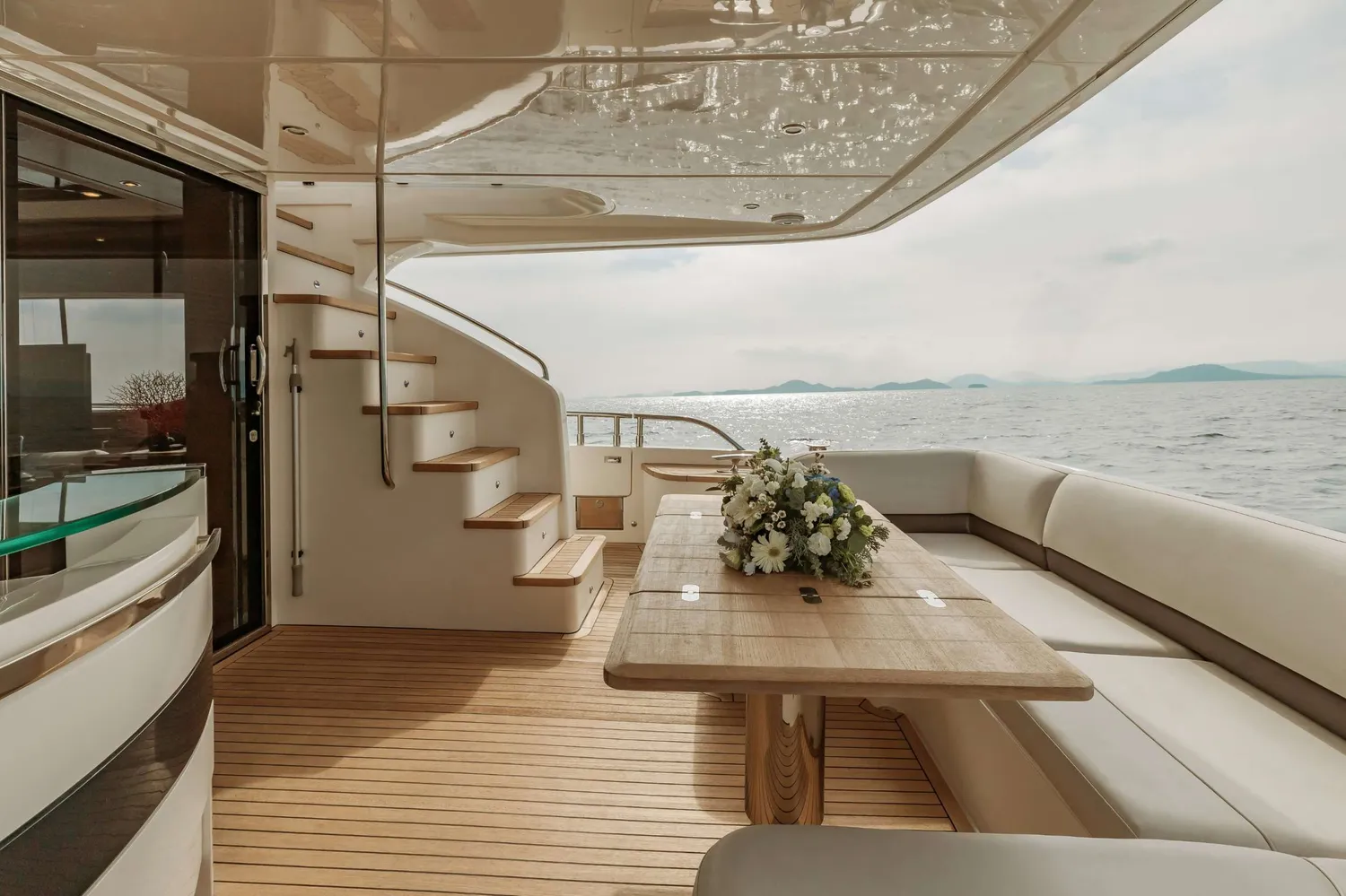 yacht-569302