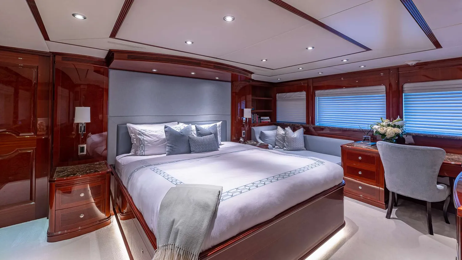 yacht-574369