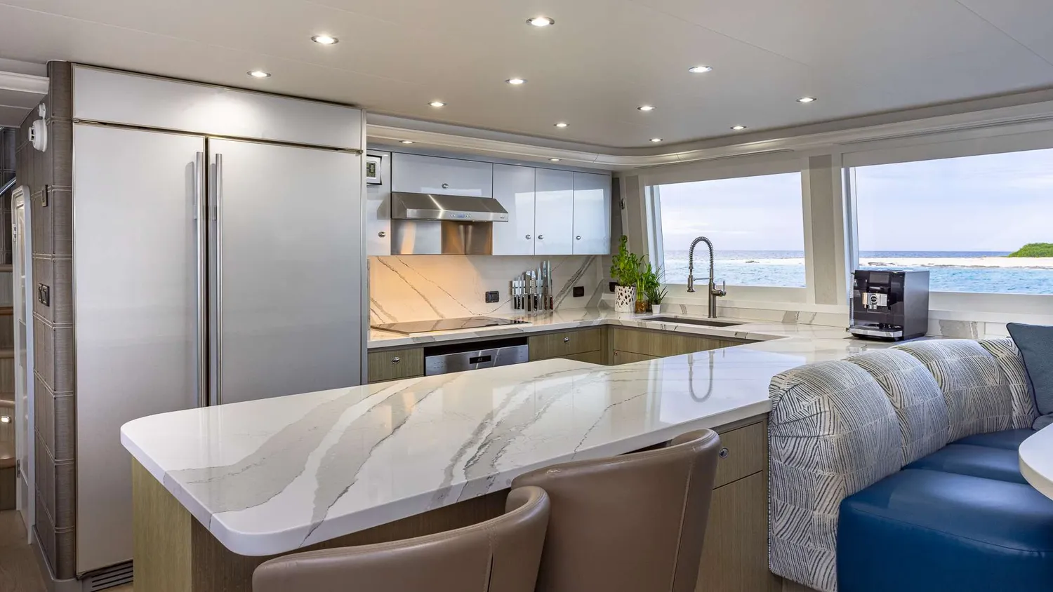 yacht-563908