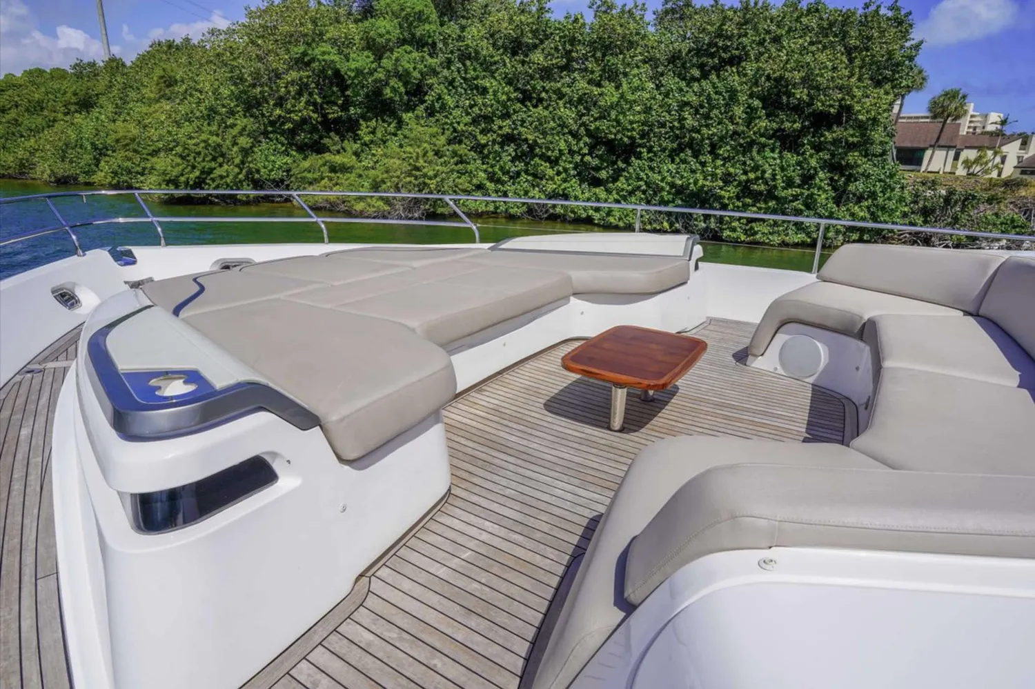 yacht-582707