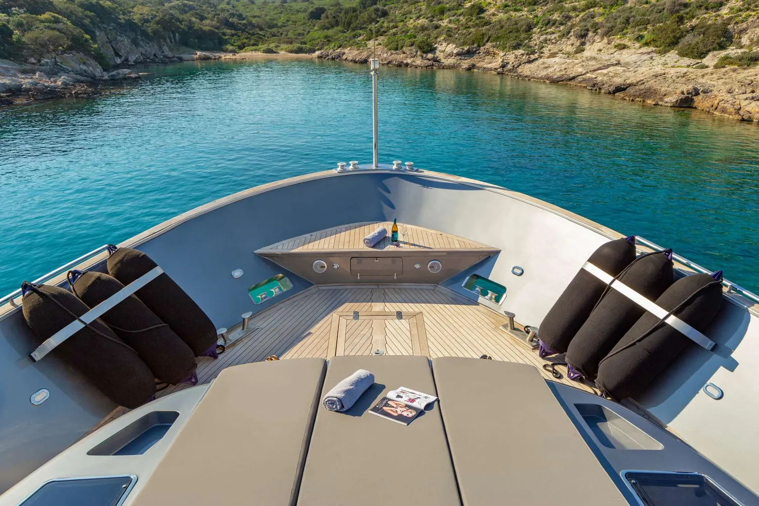 yacht-575336