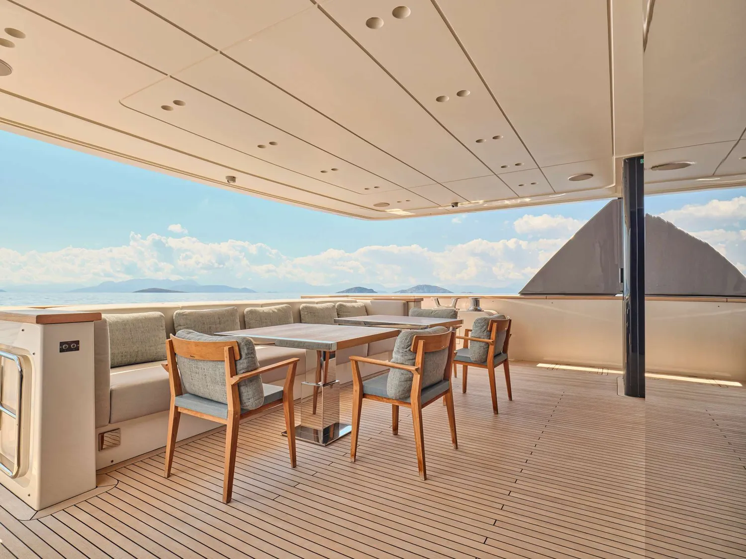 yacht-569336