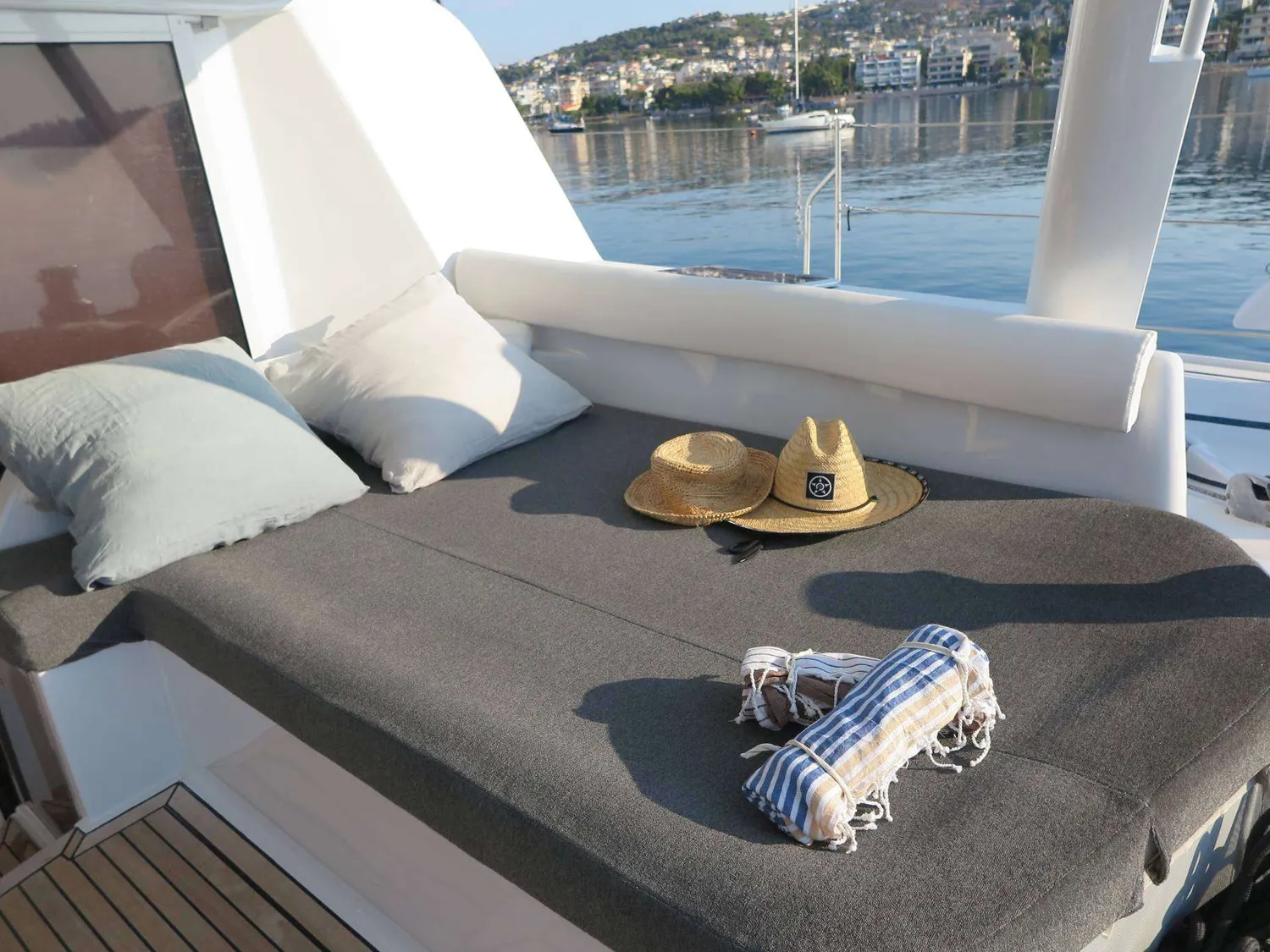 yacht-576481