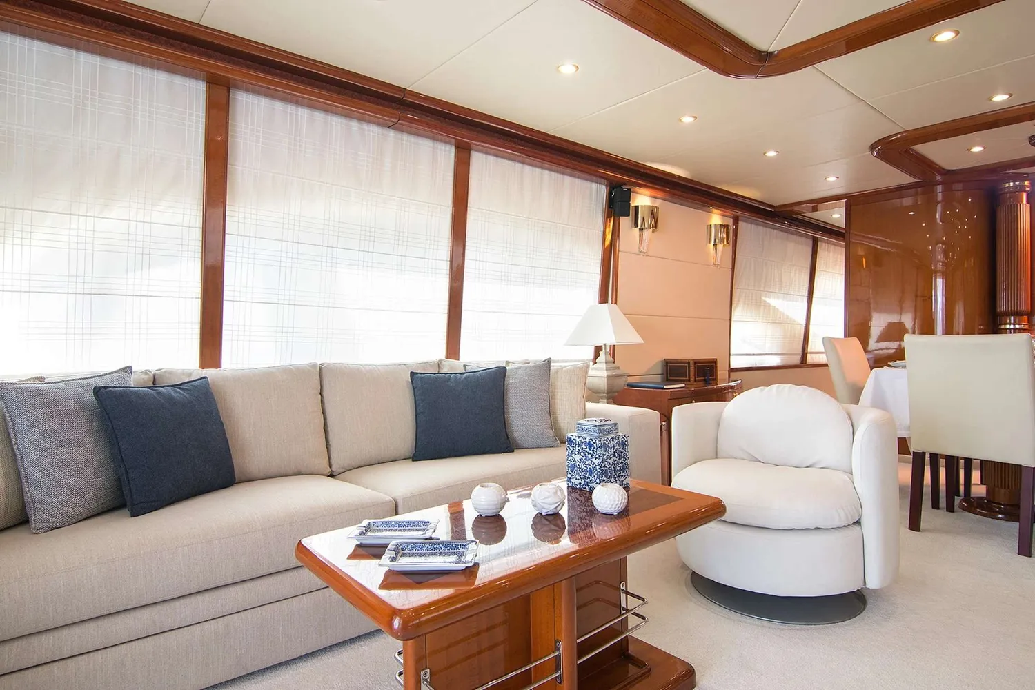 yacht-586244