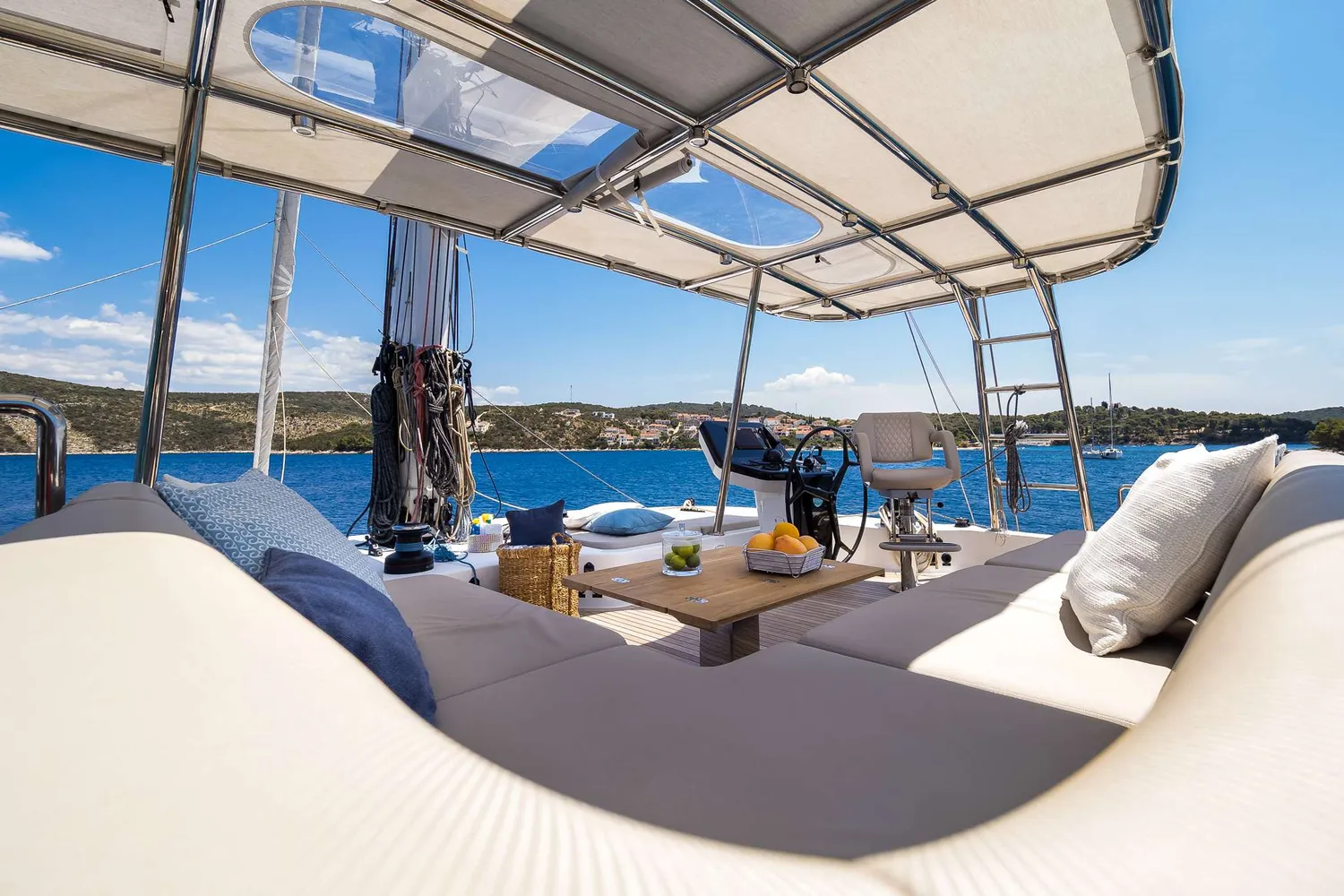 yacht-580955