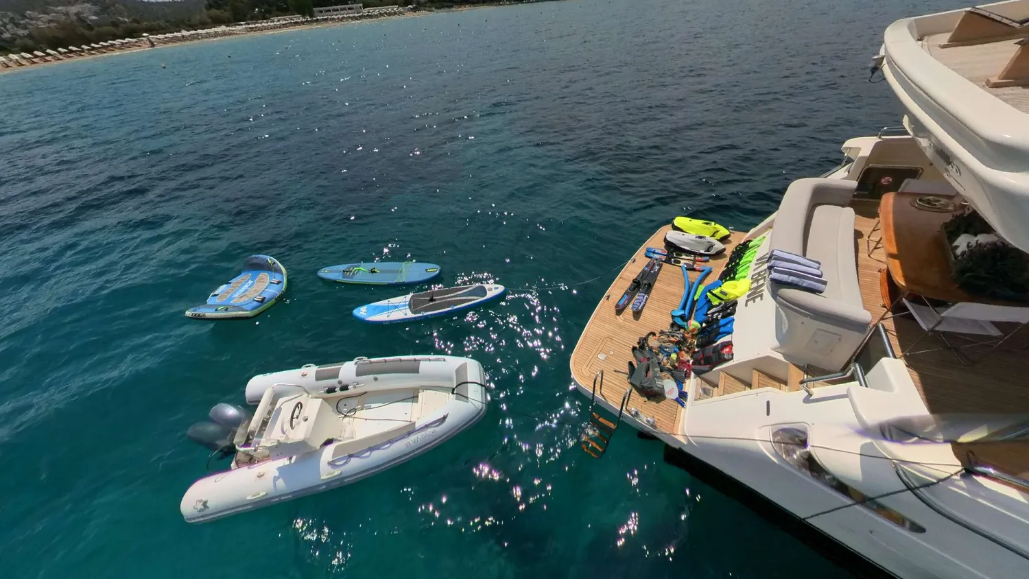 yacht-583251