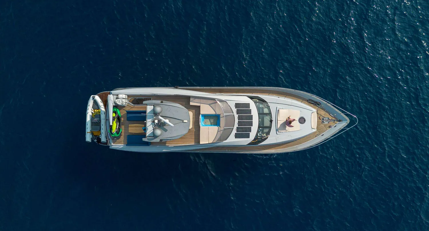 yacht-595963
