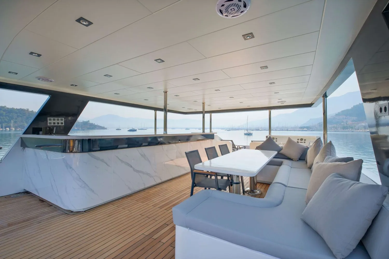yacht-605058