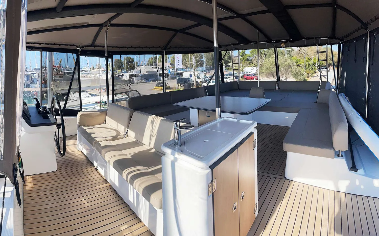 yacht-571763