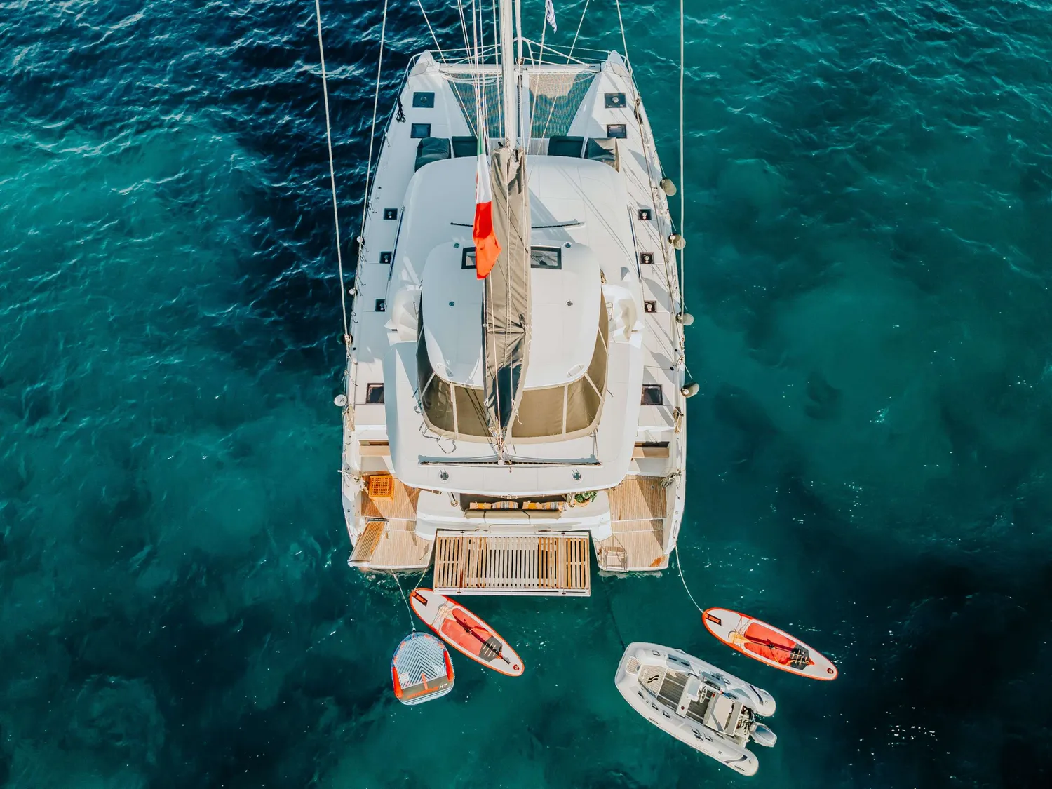 yacht-582482
