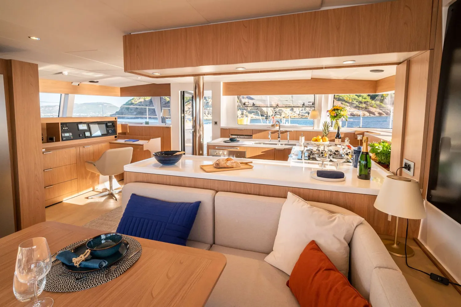 yacht-562146