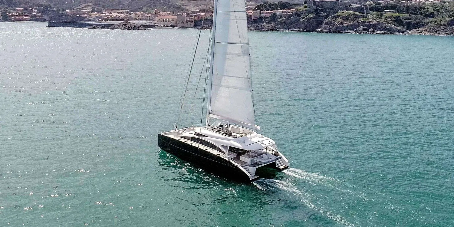 yacht-575813