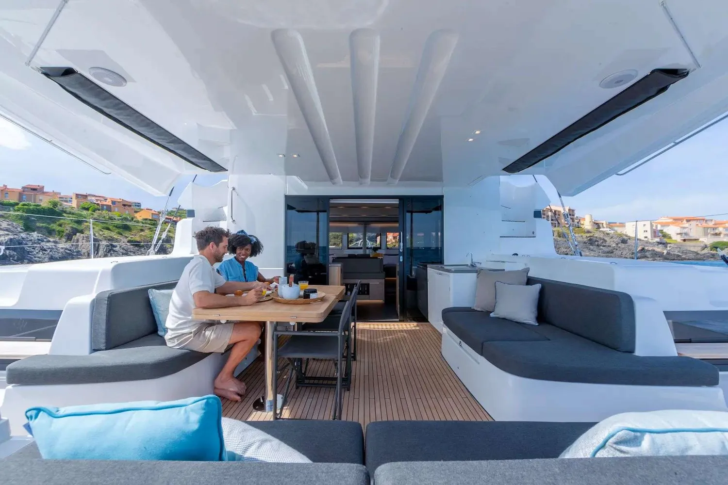 yacht-575980