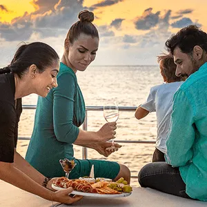 Charter Programs & Professional Crew